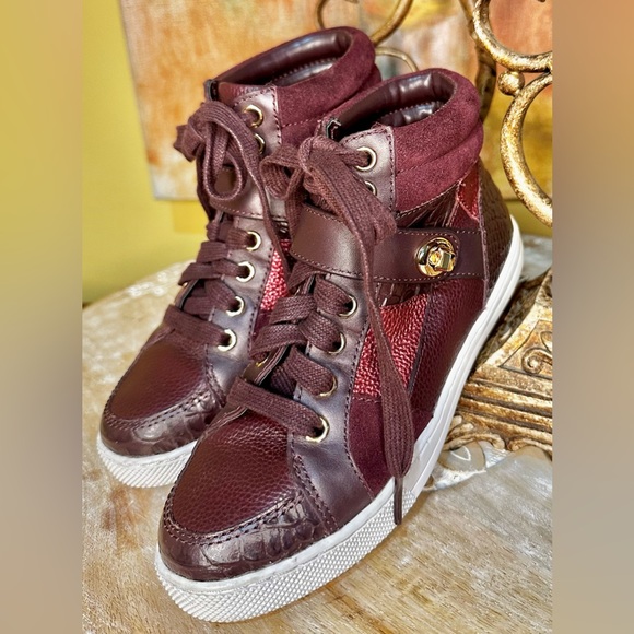 EUC Coach “Pembroke Patchwork” High top Leather Sneakers. Oxblood Size 5 - Picture 2 of 9